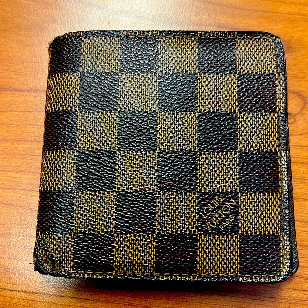 Louis Vuitton bifold wallet